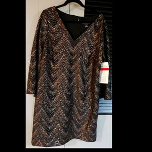 Black and Gold Cocktail Dress Sz 18, New with tags,  Jessica Howard